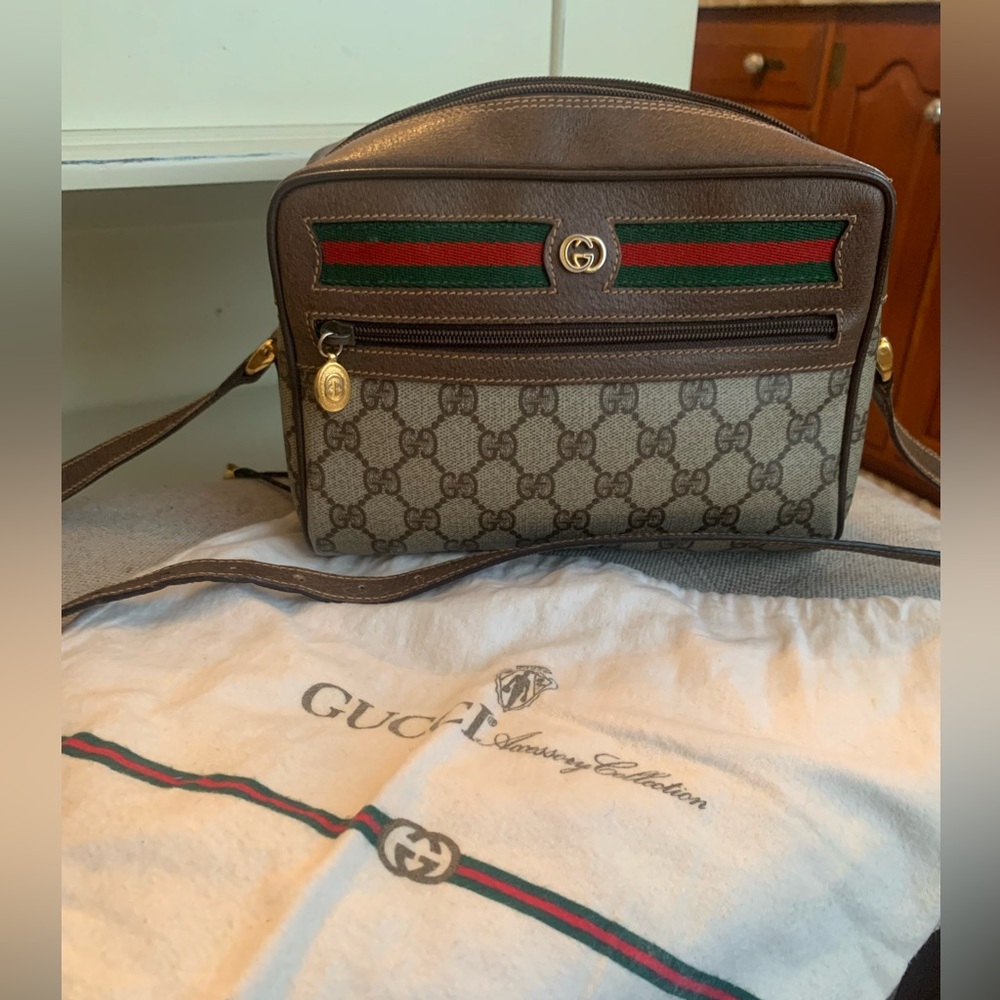 Gucci sherry line cross body bag